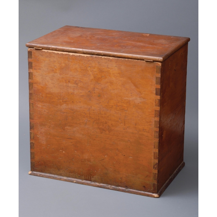 Lot 50: Wood Box
