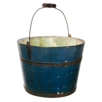 Lot 114: Pail