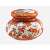 Lot 117: Kutani Covered Jar
