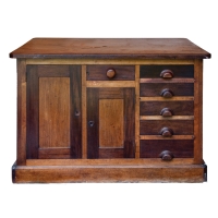 Lot 140: Groveland Tailoring Counter