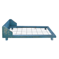 Lot 145: Rare Shaker Bed