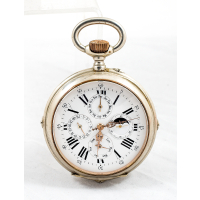 Lot 11: Presentation Watch - Engraved "Wm. R. Bricker commanding U.S. Naval Air Group 20 'Virtute Alisque'"