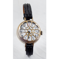 Lot 16: Naval Aviator's Wristwatch - 1917