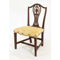 Lot 112: 18th c. Hepplewhite Side Chair