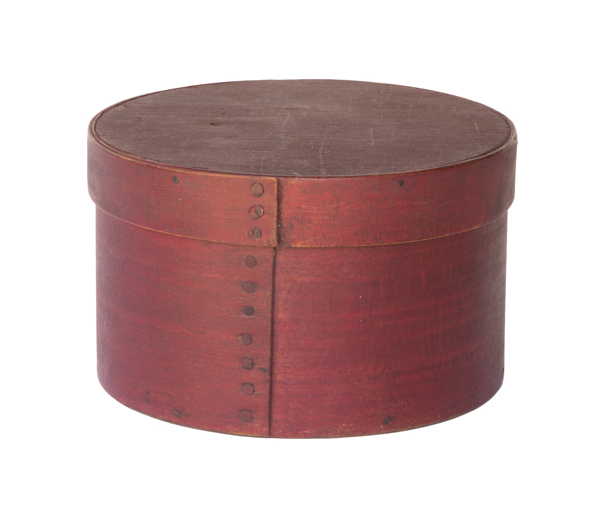 Lot 114: Round Box