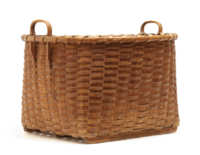 Lot 15: Gathering or Laundry Basket