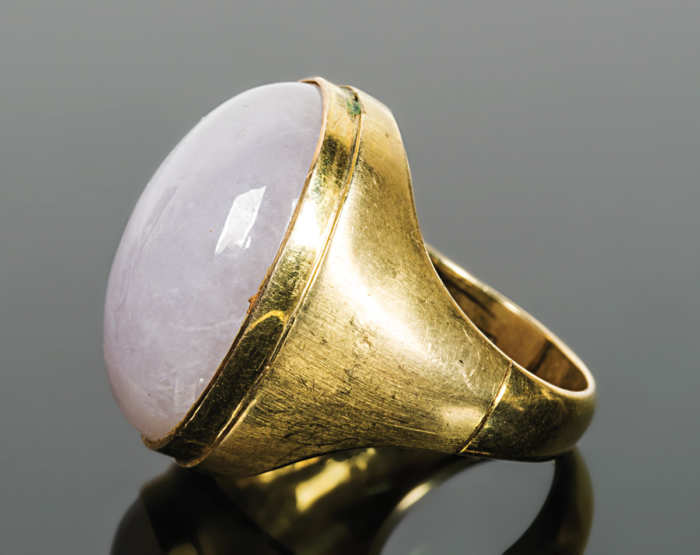Gold Ring with Jadite