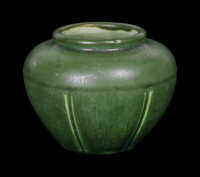 Hampshire Small Pot Or Vase