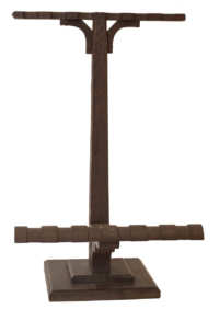 Lot 265: Gun Stand