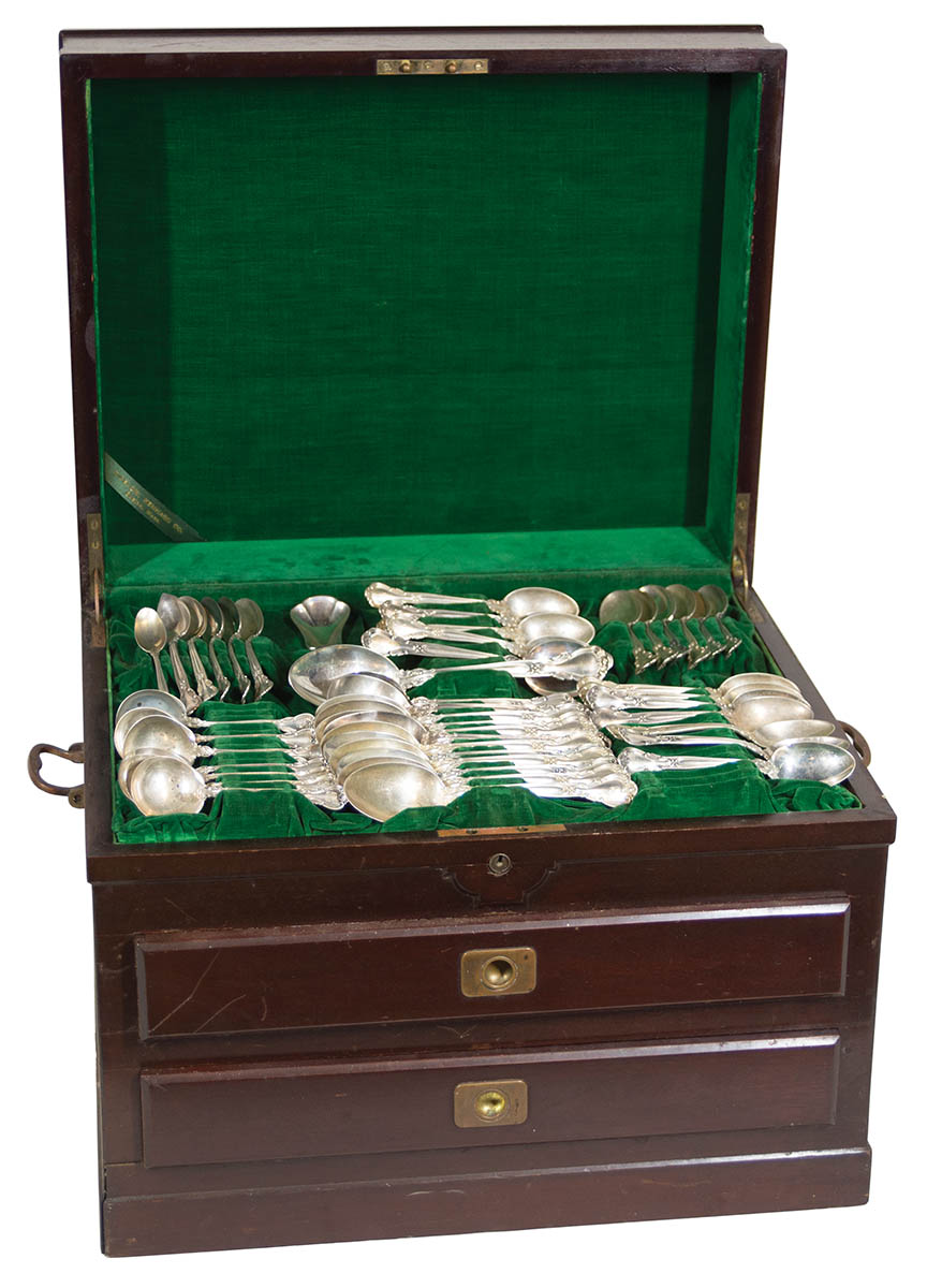 Lot 121: Boxed Sterling Silver Flatware