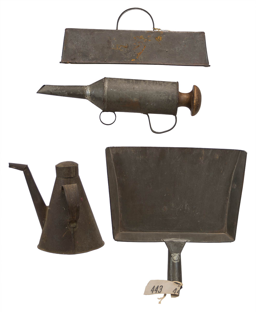 Lot 146: Shaker Tinsmith Pieces