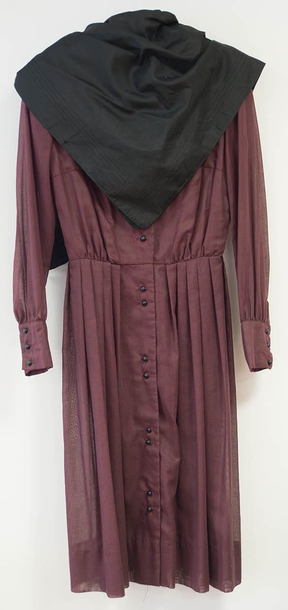 Lot 158: Shaker Dress and Neckerchief