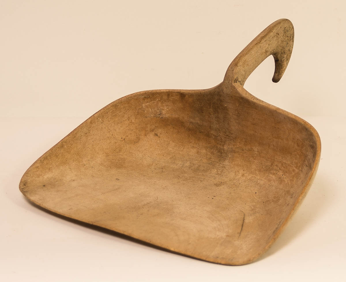 Lot 100L: Grain Scoop
